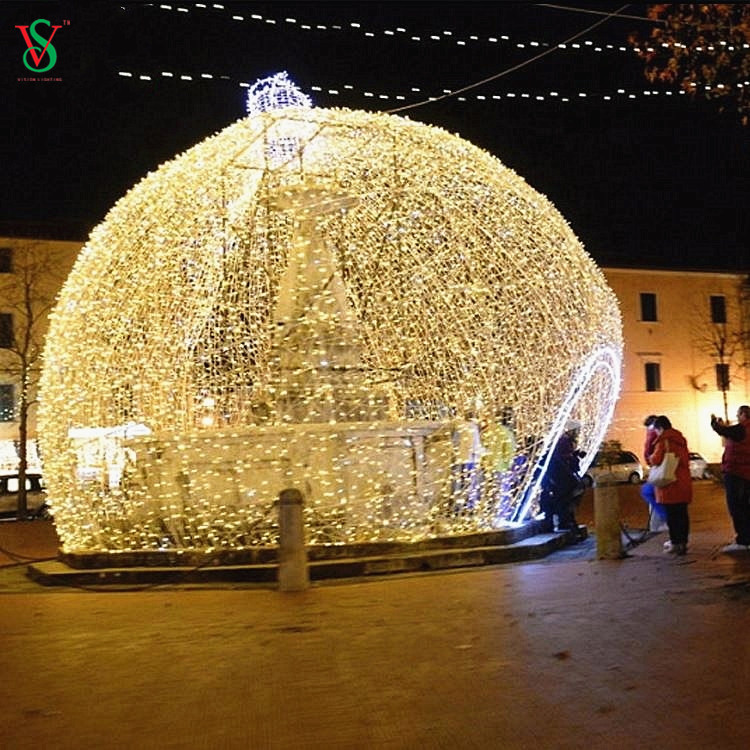 Grande lumière extérieure de motif de forme de boule d'arc 3D pour la décoration de Noël