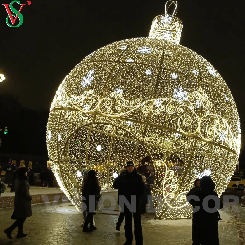 La lumière 3D de boule de guirlande commerciale extérieure a mené la lumière de décoration de motif de Noël de boule d'arc