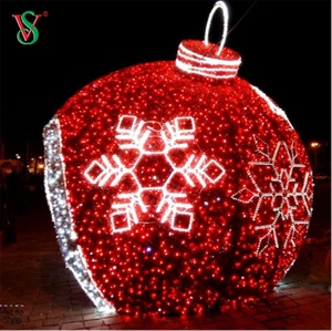 Lumière extérieure de décoration de Noël de motif de boule menée par grande sphère allumée 3D pour le décor de vacances