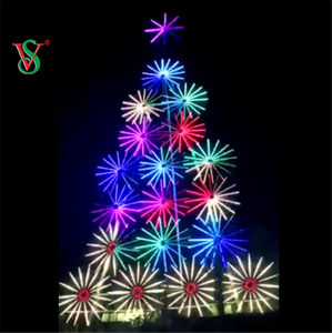 Le feu d'artifice de la décoration de Noël de vacances allume les lumières extérieures d'arbre de feux d'artifice de LED