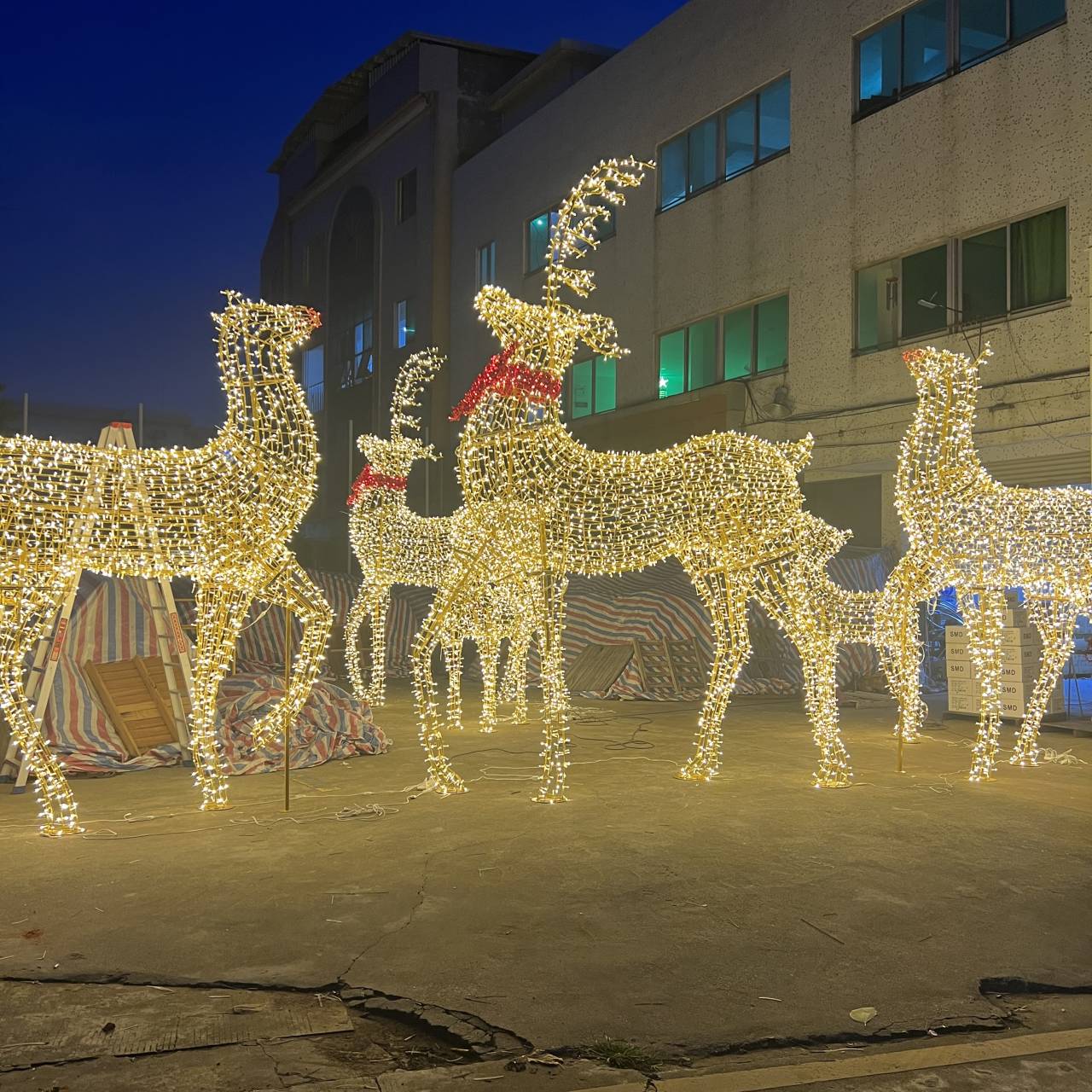 Grand motif de renne à LED 3D, lumière d'extérieur, cerf lumineux décoratif de noël