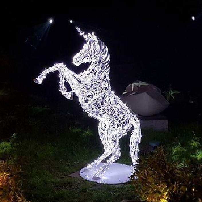 Sculpture de cheval animal éclairé 3D avec lumière des cordes pour le zoo jardin parc décoration extérieure