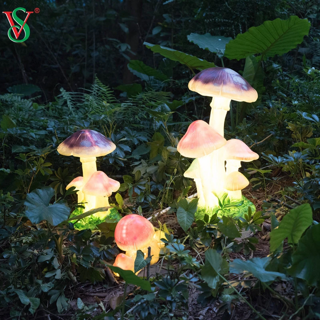 Le champignon de fibre de verre de la résine FRP allume le champignon illuminé par LED pour la décoration extérieure de jardin