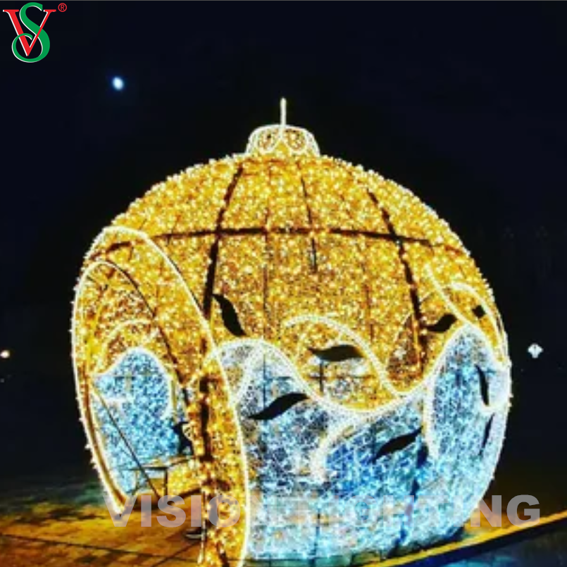 La lumière 3D de boule de guirlande commerciale extérieure a mené la lumière de décoration de motif de Noël de boule d'arc